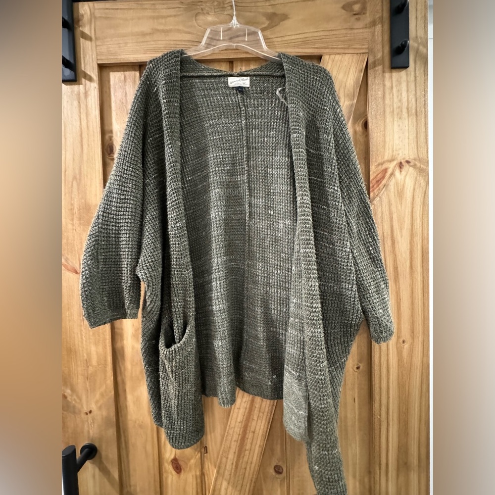 Universal Threads Cardigan